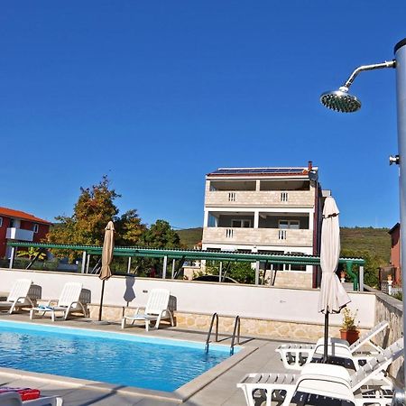 Apartment Tony With Private Pool Sukošan Exterior foto
